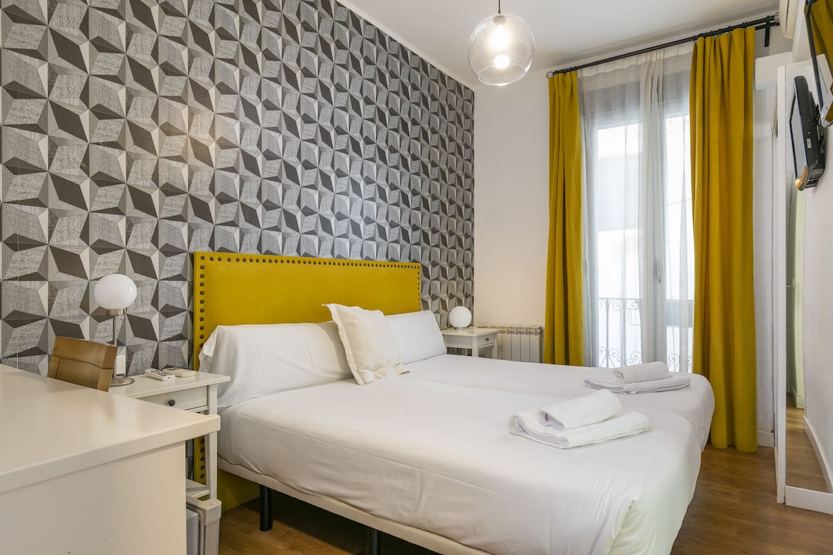 Minibar, desk, free WiFi, bed sheets