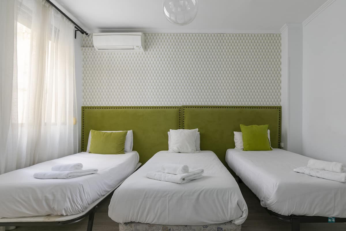 Minibar, desk, free WiFi, bed sheets