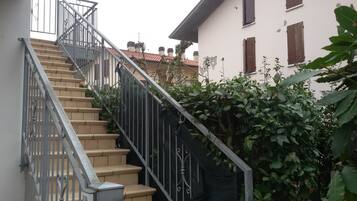 Apartment, 3 Bedrooms | Terrace/patio