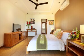 Villa luxueuse, 3 chambres | 3 chambres, coffre-fort, fer et planche à repasser