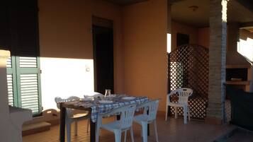 Apartment, 3 Bedrooms | Terrace/patio