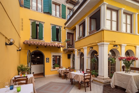 Exterior. Locanda Al Centrale