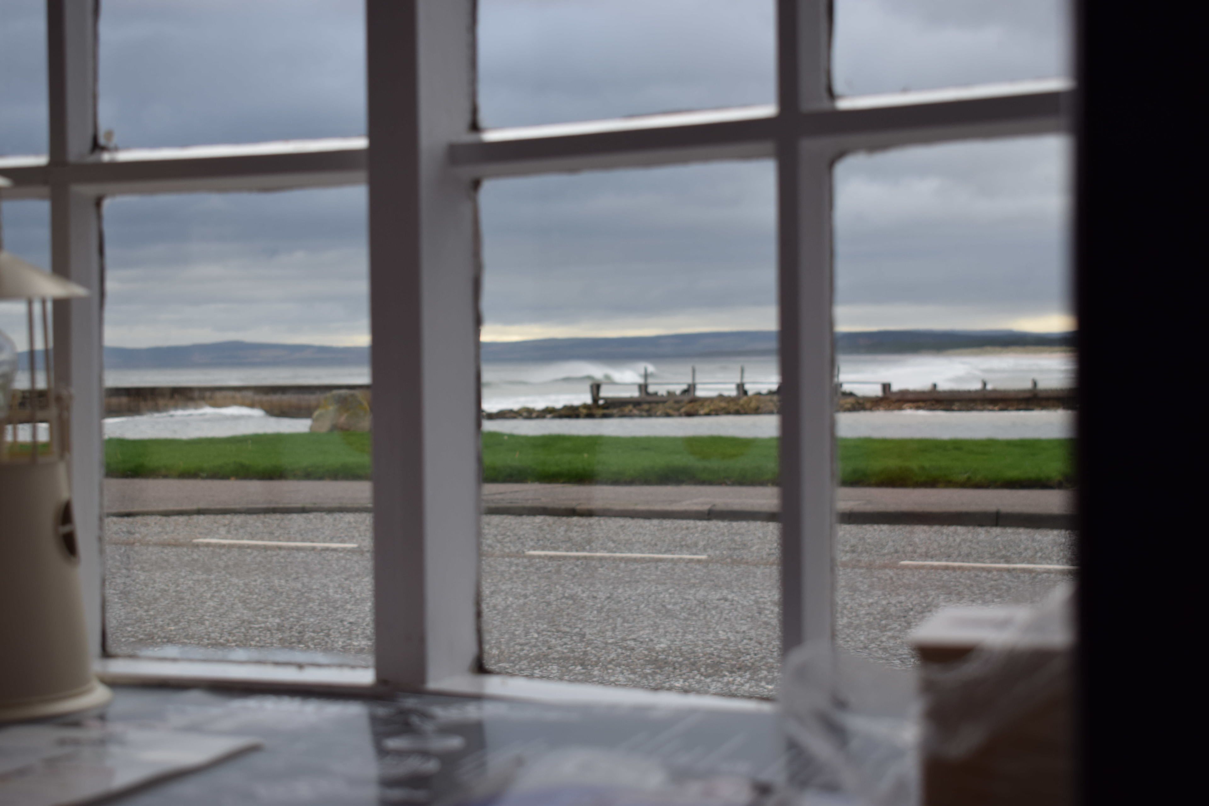 Breakfast, lunch and dinner served