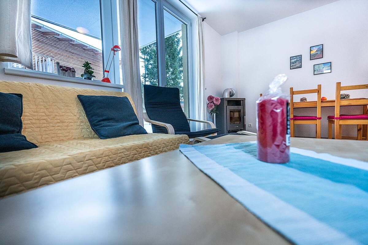 2 bedrooms, premium bedding, down duvets, individually decorated