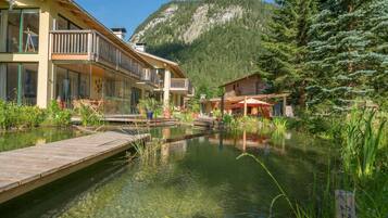 Außenpool (je nach Saison geöffnet)