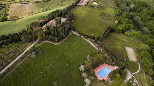 Borgo Il Poggio Agriturismo