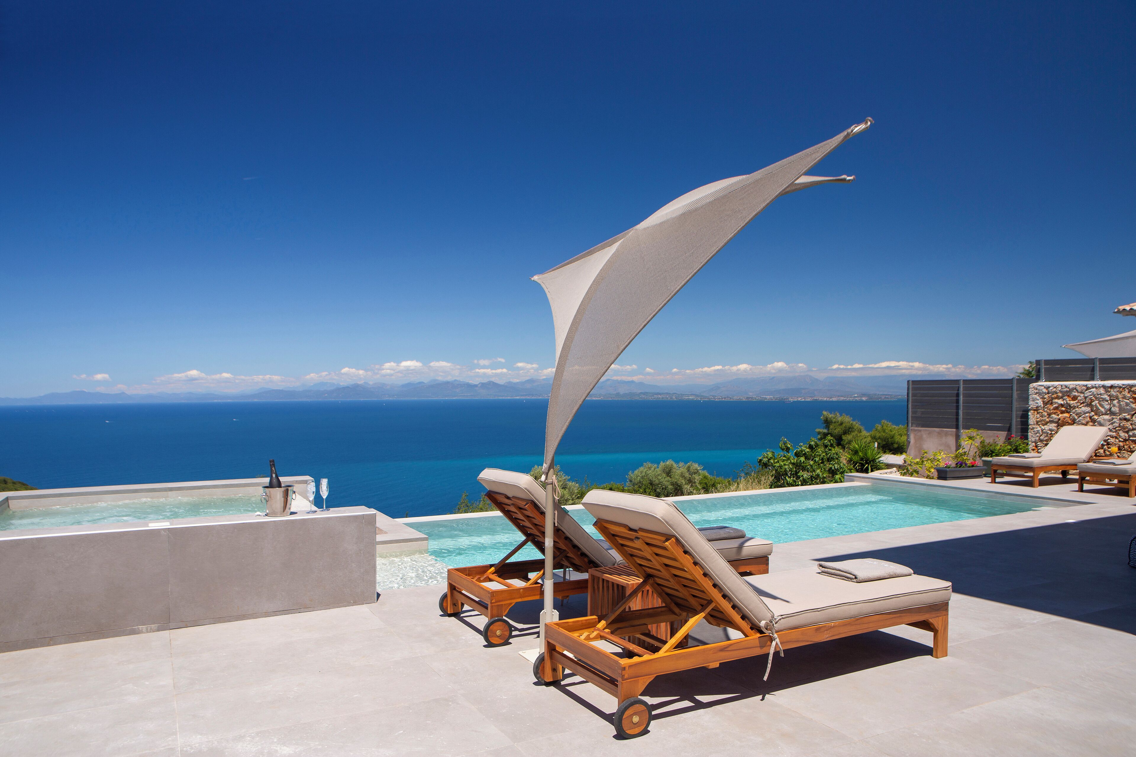 Villa Deluxe, vue piscine | Terrasse/Patio