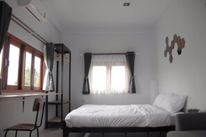 Private Double Room | Cortinas blackout y wifi gratis 