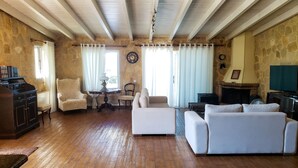Unclassified image, 2 of 24, button - Villa Helena (Kefalonia)