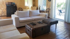 Unclassified image, 3 of 24, button - Villa Helena (Kefalonia)