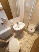 Shower, free toiletries, hair dryer, towels