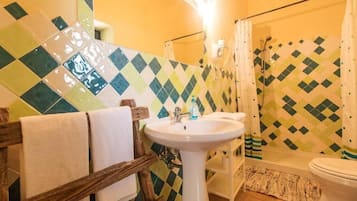 Hair dryer, bidet, towels