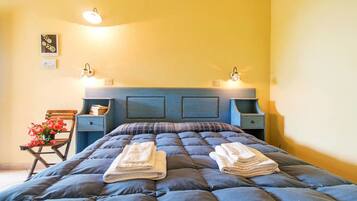 Classic Double Room, Partial Sea View | Premium bedding, soundproofing, free WiFi, bed sheets