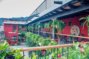 Mountain view - Hotel Panchoy (Antigua Guatemala)