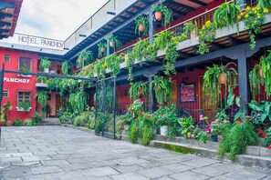 Exterior - Hotel Panchoy (Antigua Guatemala)