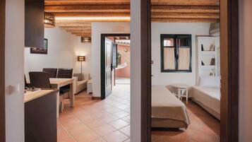 Junior Two Bedroom Flat Residence | 50m² | Down comforters, in-room safe, desk, blackout drapes