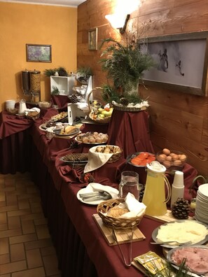 Daily continental breakfast for a fee - Hotel Jam Session (Les Deux Alpes)