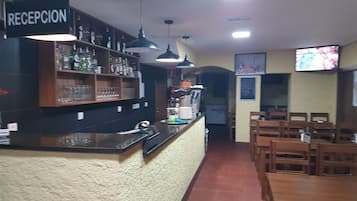 Bar (en la propiedad)