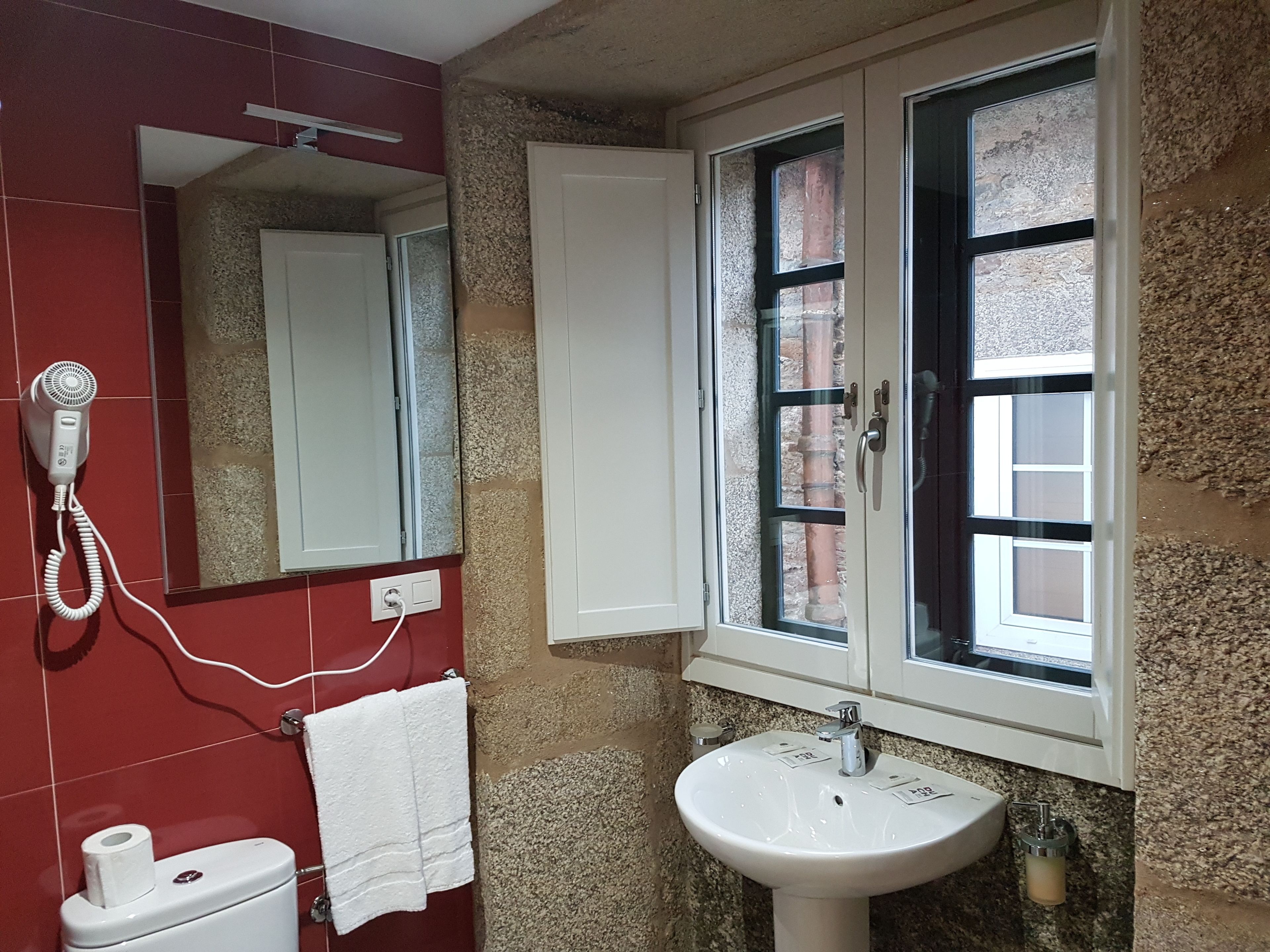 comfort triple room | desk, blackout curtains, free wifi, bed sheets