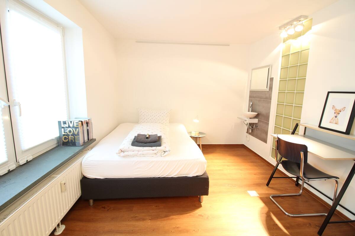 2 chambres, literie de qualité supérieure, couette en duvet d'oie