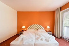 In-room safe, desk, free WiFi, bed sheets