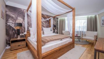 华丽双人房, 副楼 | 办公桌、遮光窗帘、隔音、熨斗/熨板