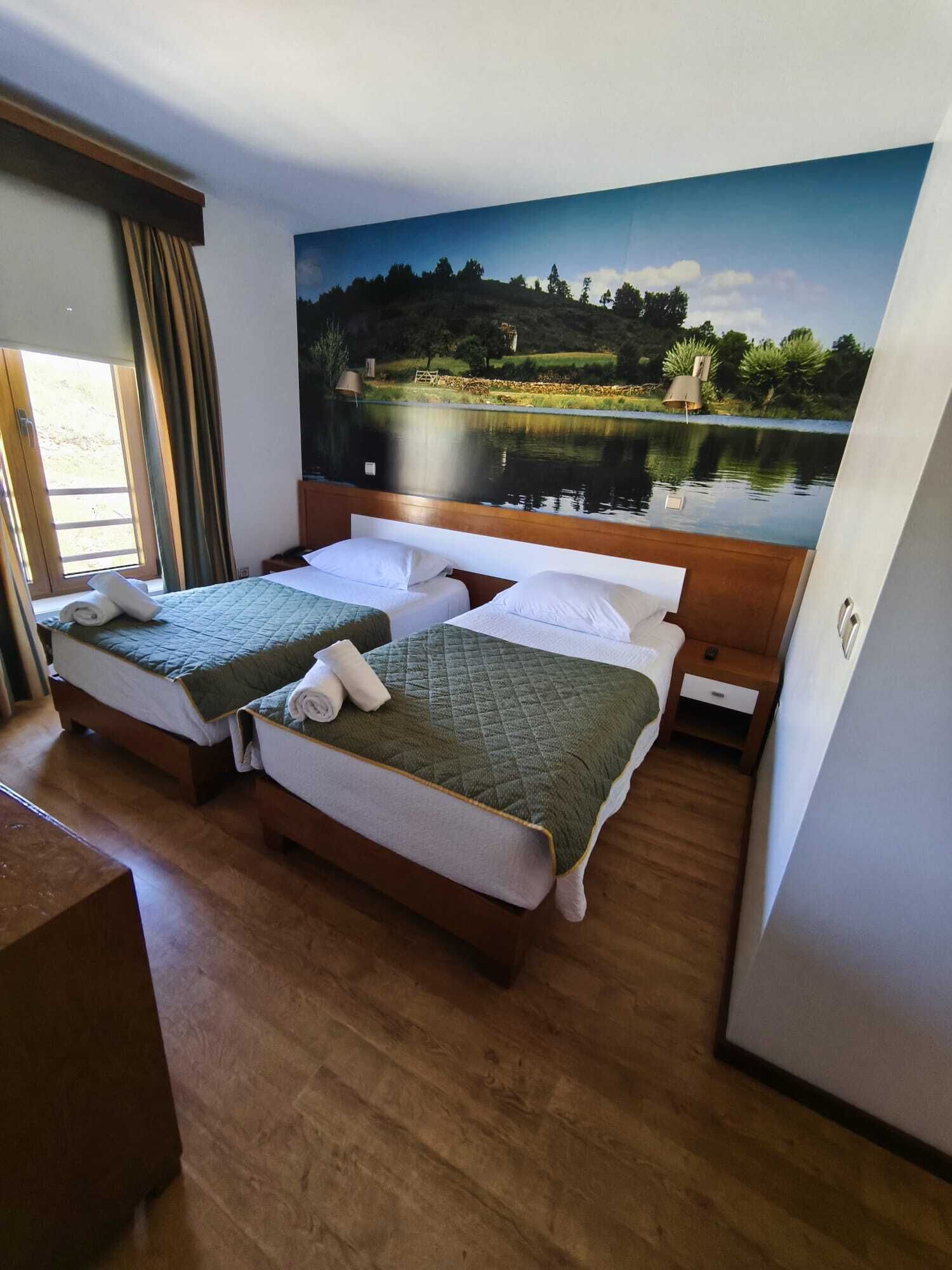 basic double room | minibar, in-room safe, desk, soundproofing