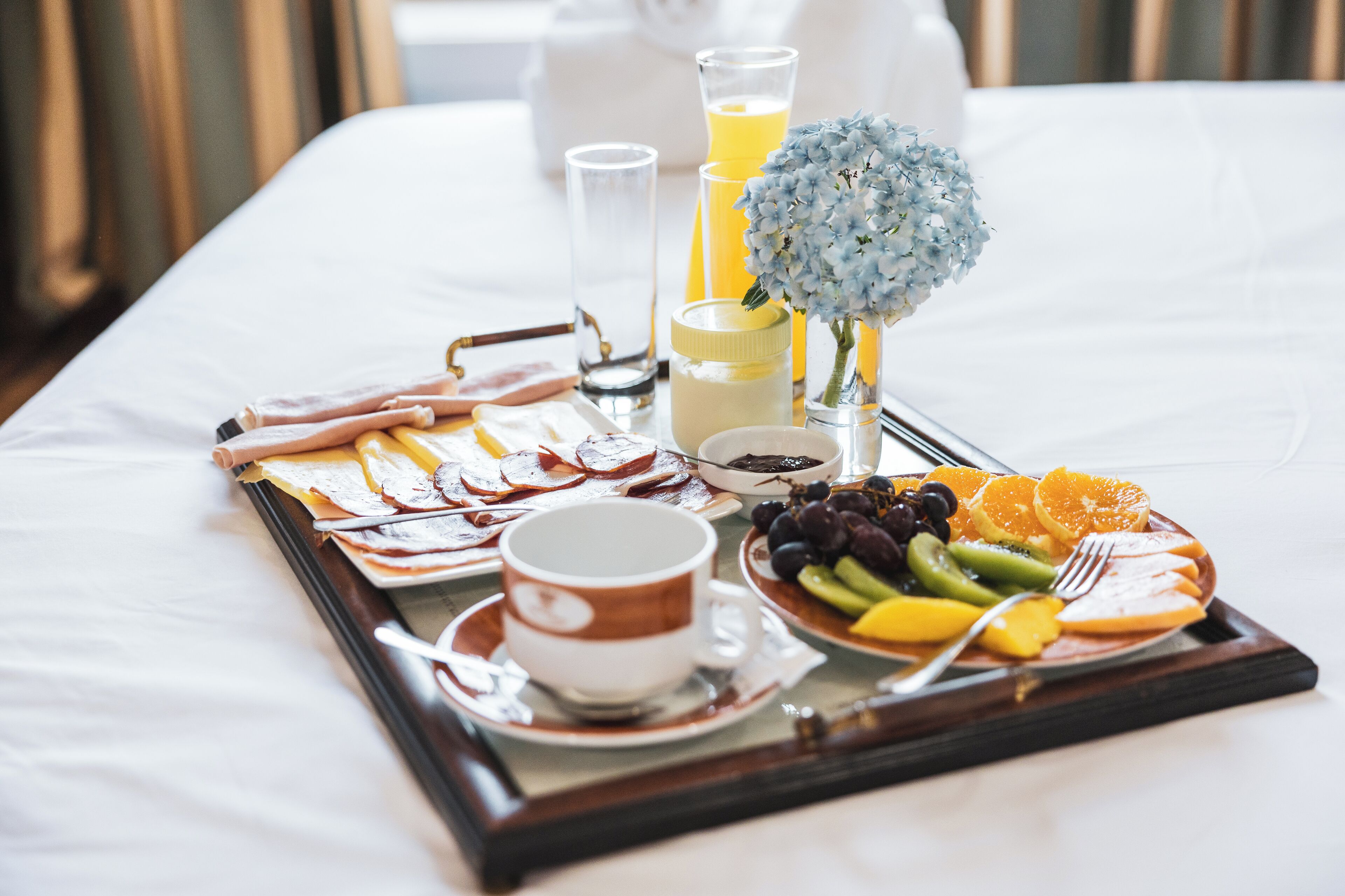 minibar, in-room safe, desk, soundproofing