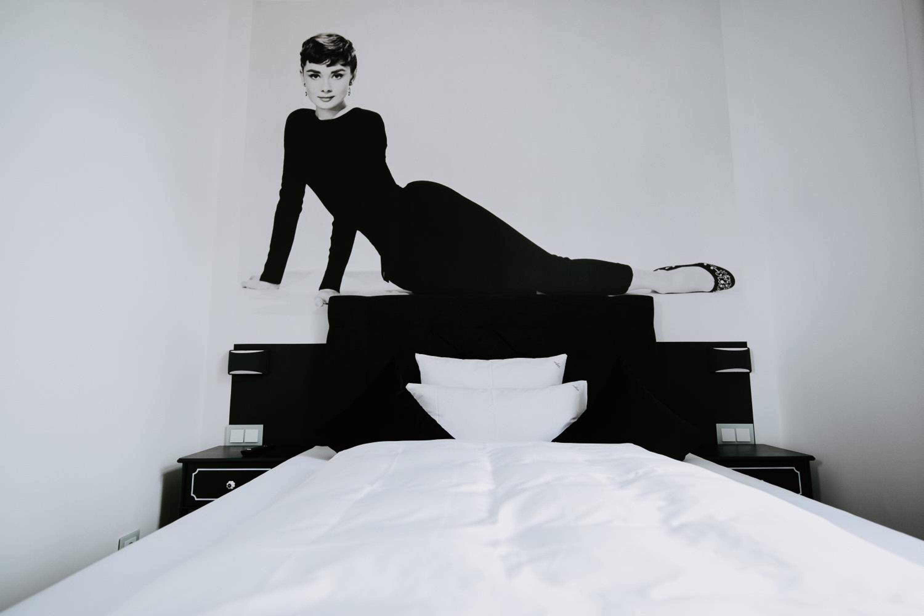 Photo - Palace St. George