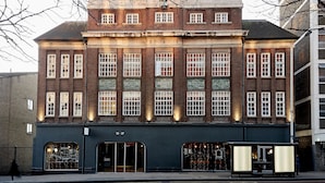 Front of property - Green Rooms - Hostel (London)