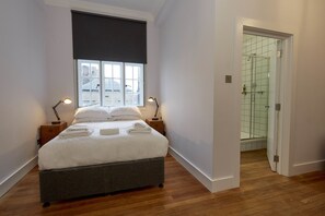 Superior Double Room | Iron/ironing board, free WiFi, bed sheets, wheelchair access