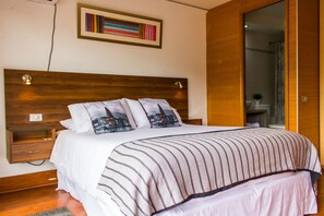 Rollaway beds, free WiFi