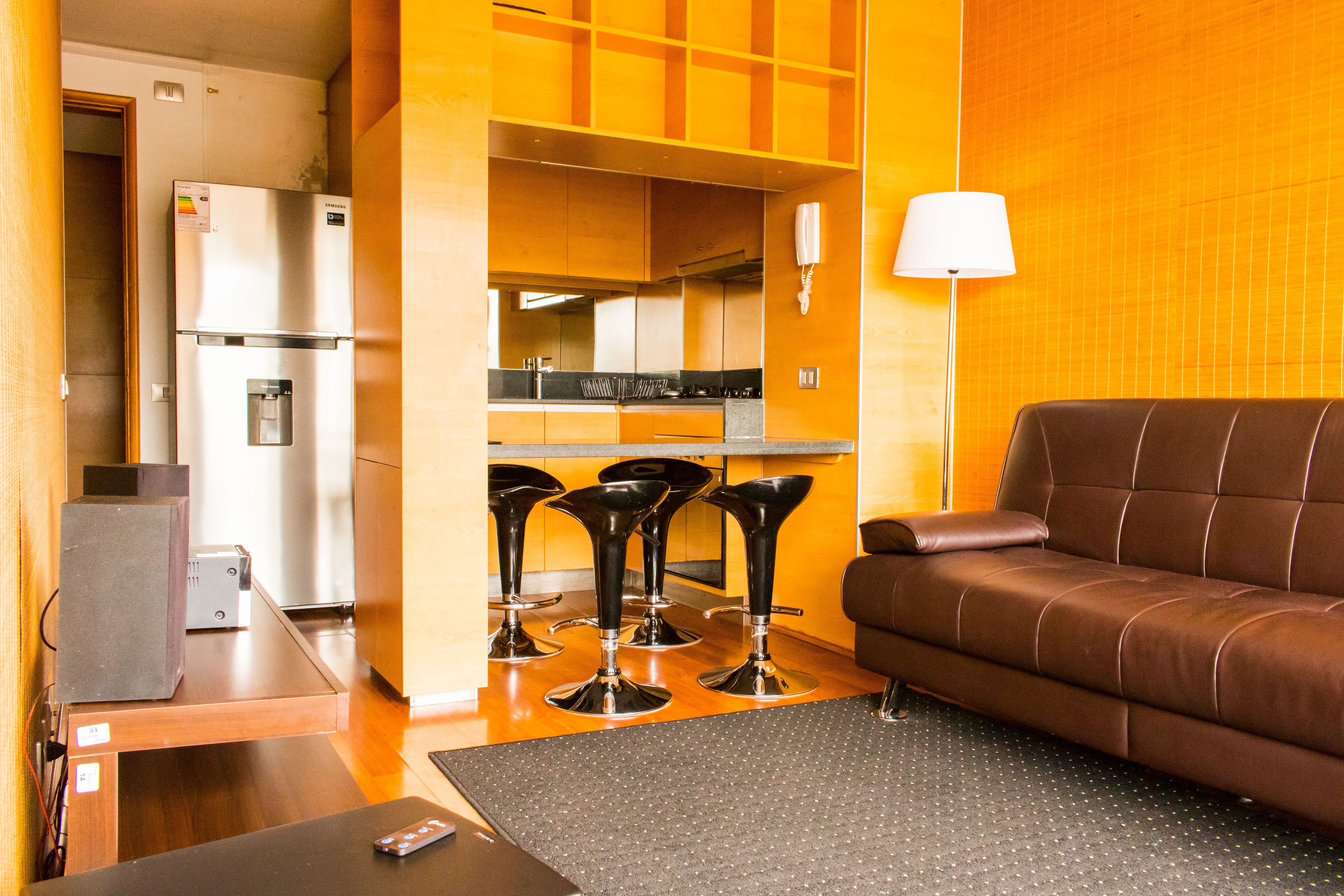 Living area | Flat-screen TV
