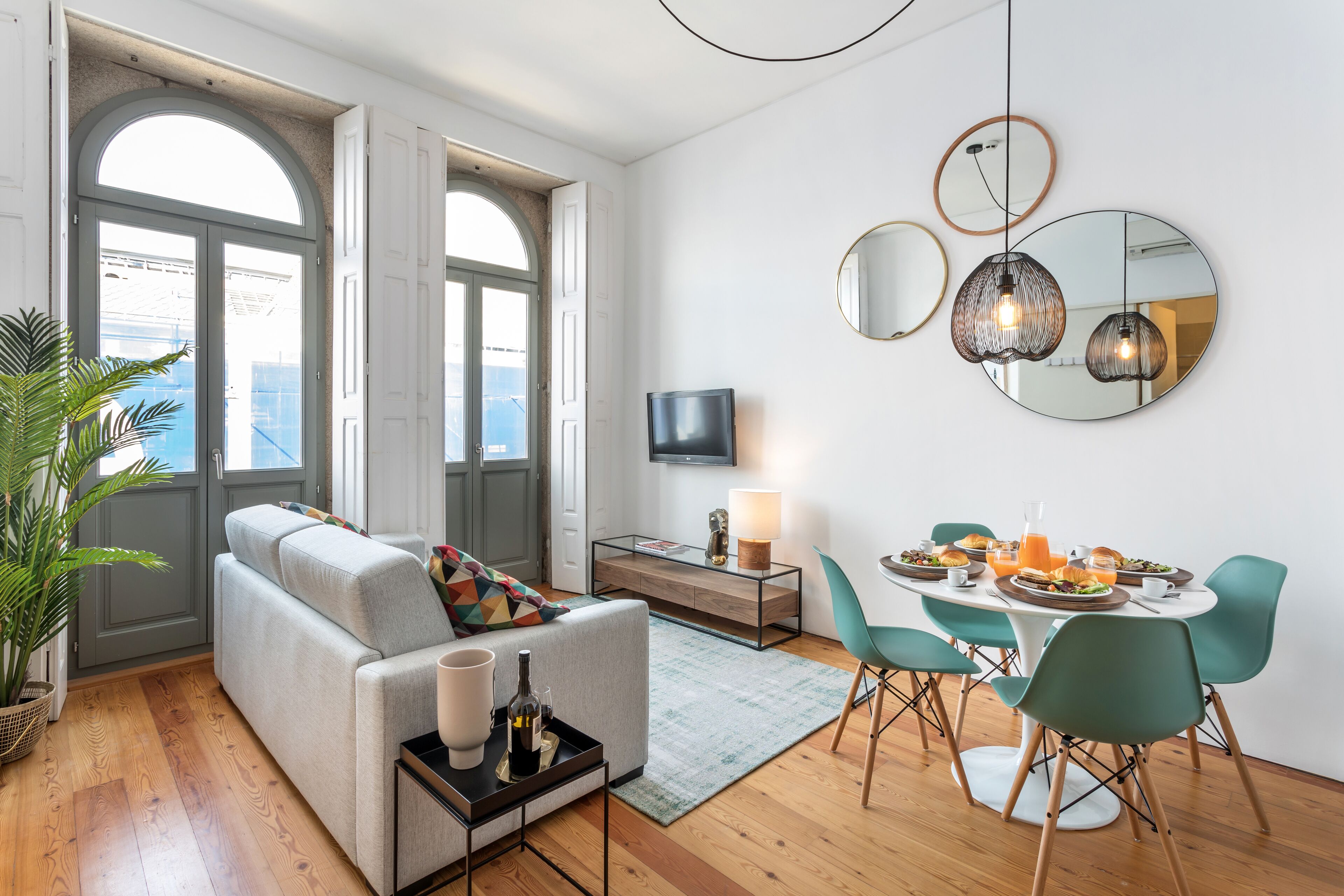 Leilighet – comfort, 1 soverom, byutsikt | Oppholdsområde | Flatskjerm-TV