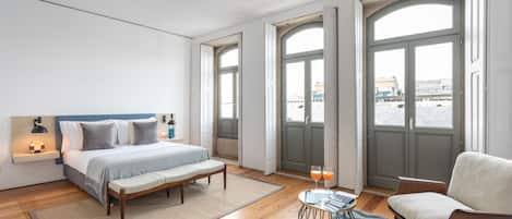 Departamento familiar, 3 habitaciones, vista a la ciudad | 1 habitación y ropa de cama hipoalergénica