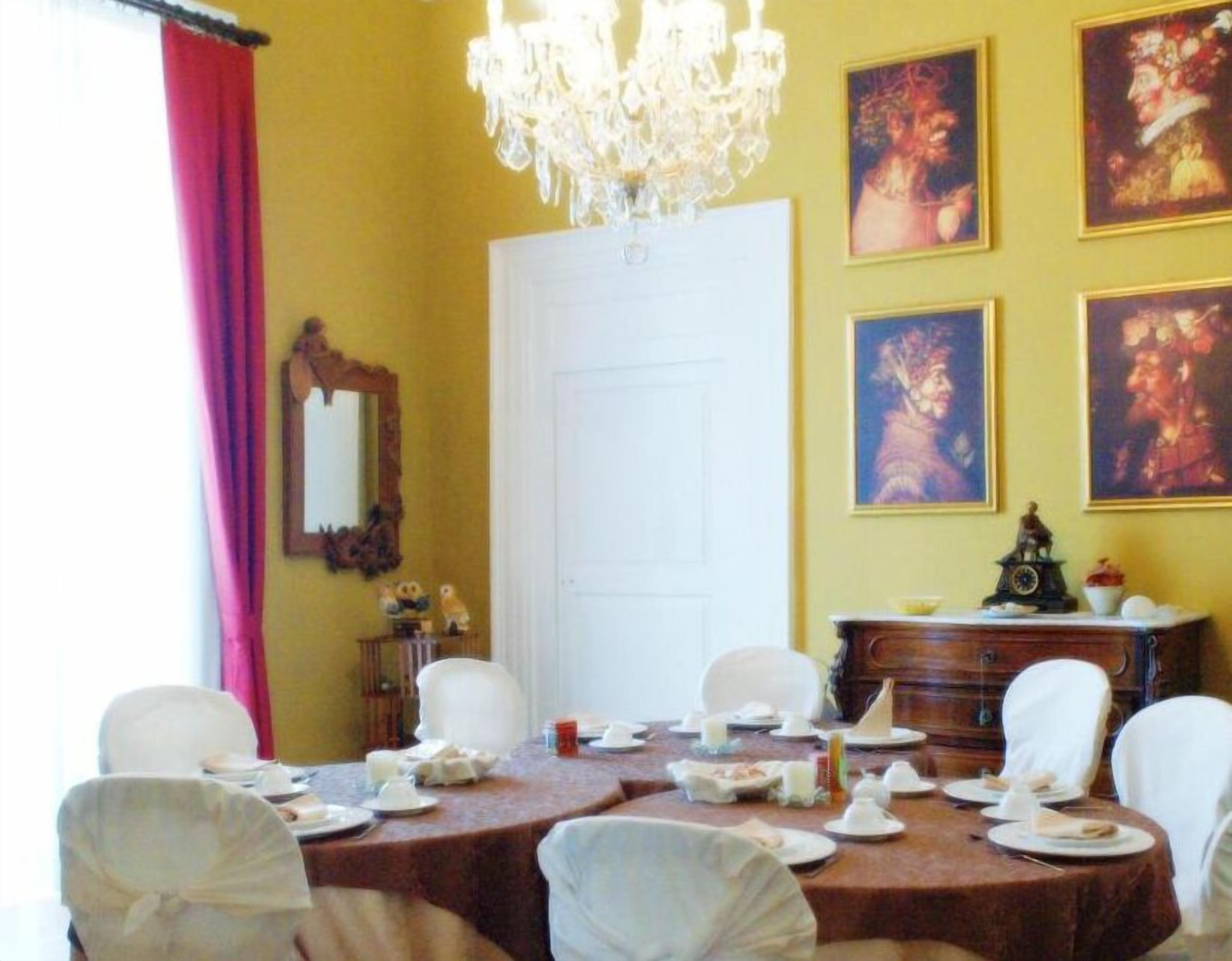 Daily buffet breakfast (EUR 5 per person)