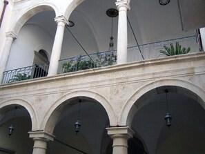 Courtyard - B&B Casa Cavalli (Lucera)