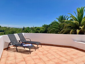 Signature-Zimmer, Balkon | Terrasse/Patio