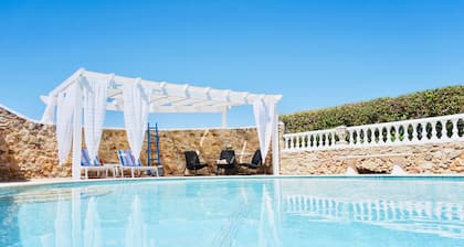 The White House - Boutique Villa