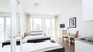 Unclassified image, 2 of 70, button - City-Appartements (Hamburg)