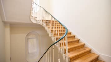 Handrails in hallways