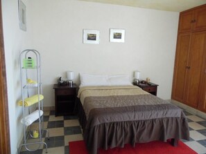 Desk, free WiFi, bed sheets - La Casa del Cheff (San Miguel de Allende)