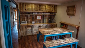 Private kitchen - Puma House - Hostel (Natales)
