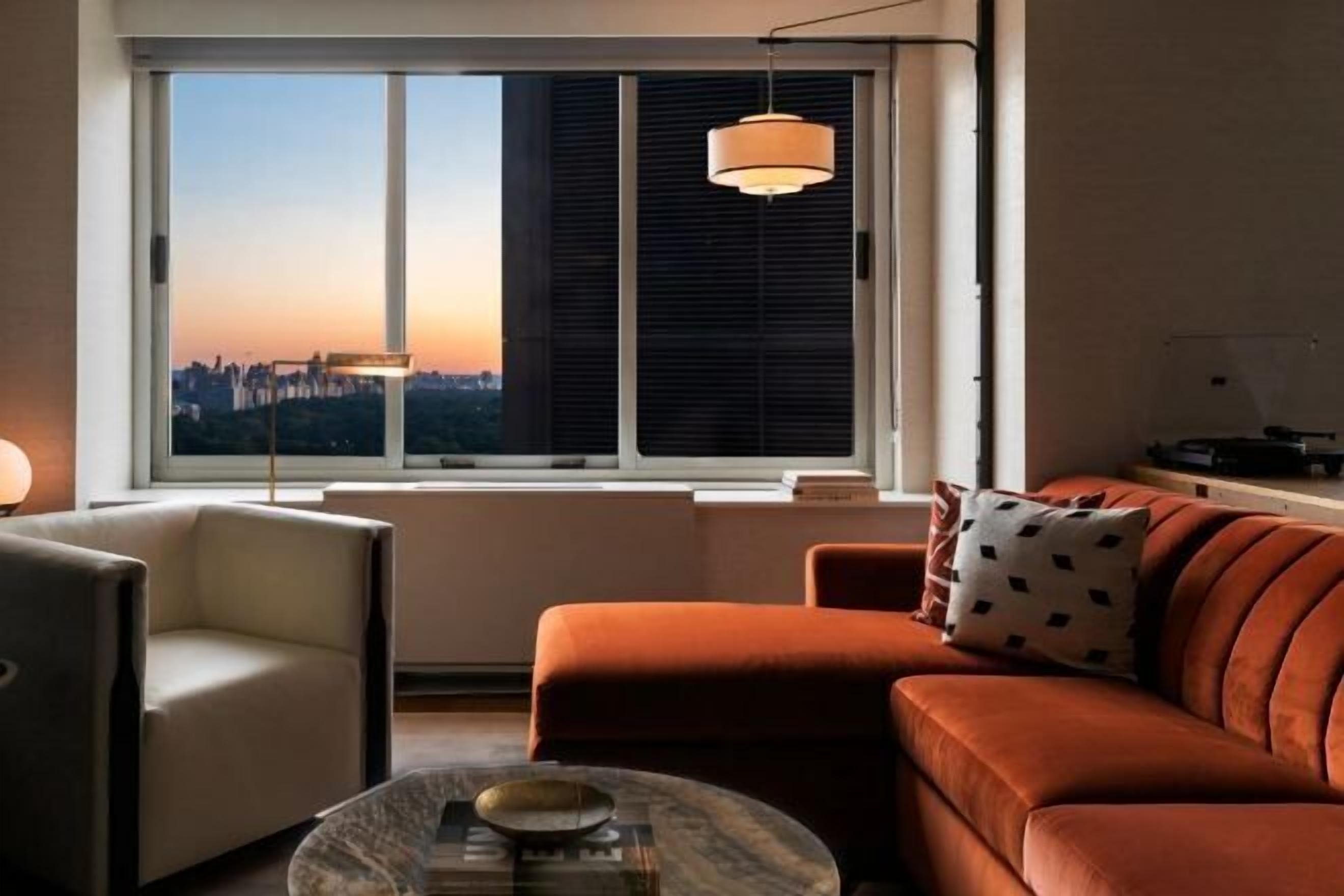 起居區 | 49-吋平面電視、有線頻道、電視