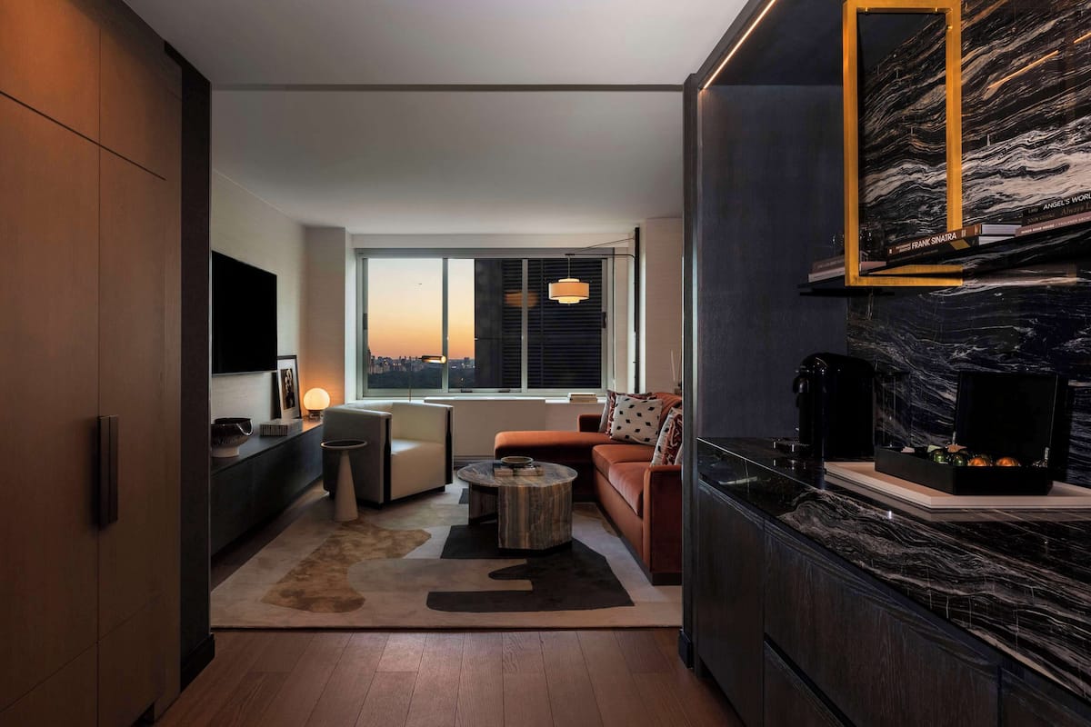 Suite (Thompson Suite with Lounge Access) | 1 bedroom, in-room safe, laptop workspace, iron/ironing board