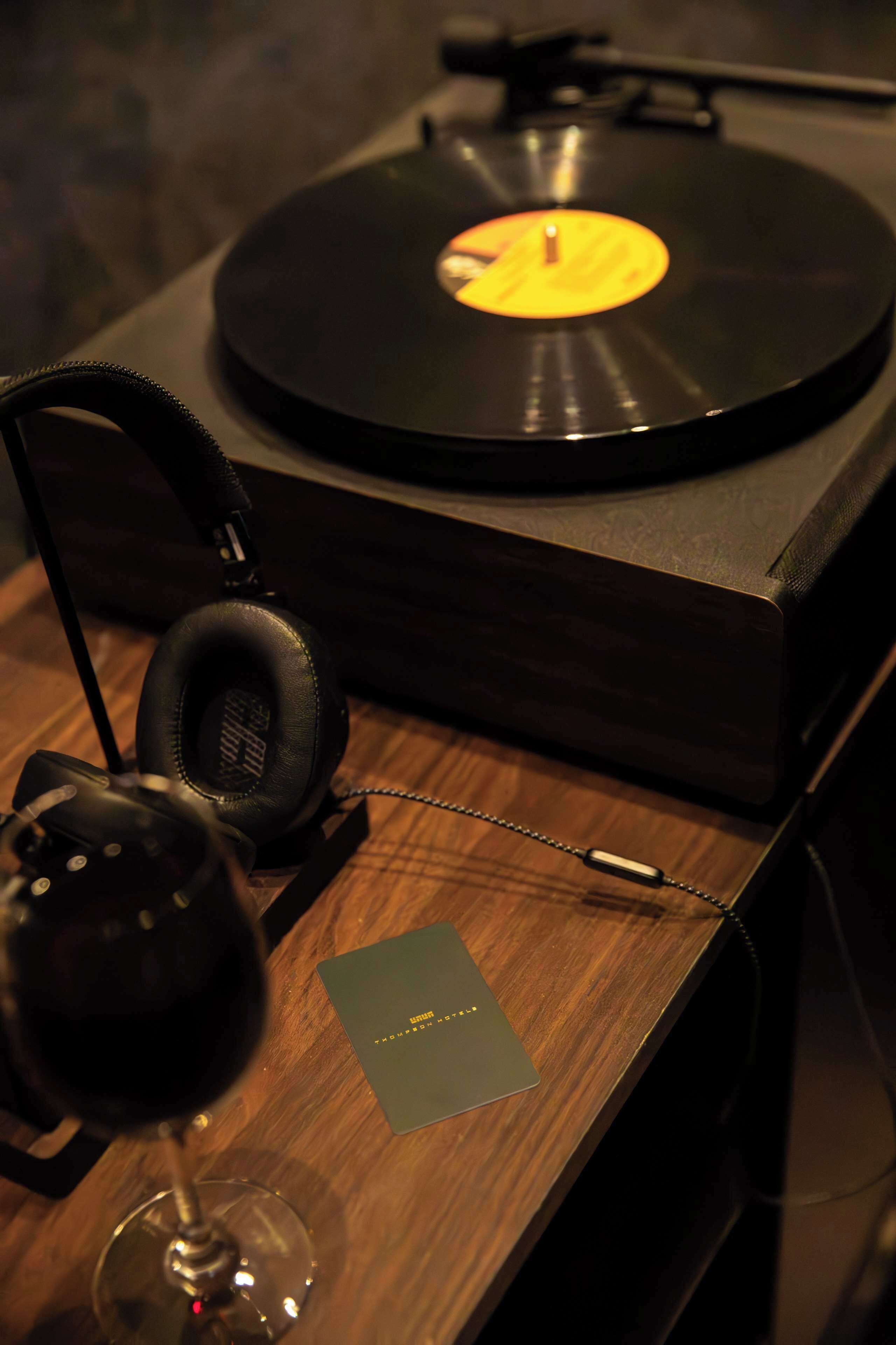 3 restaurants, breakfast, lunch, dinner served; american cuisine