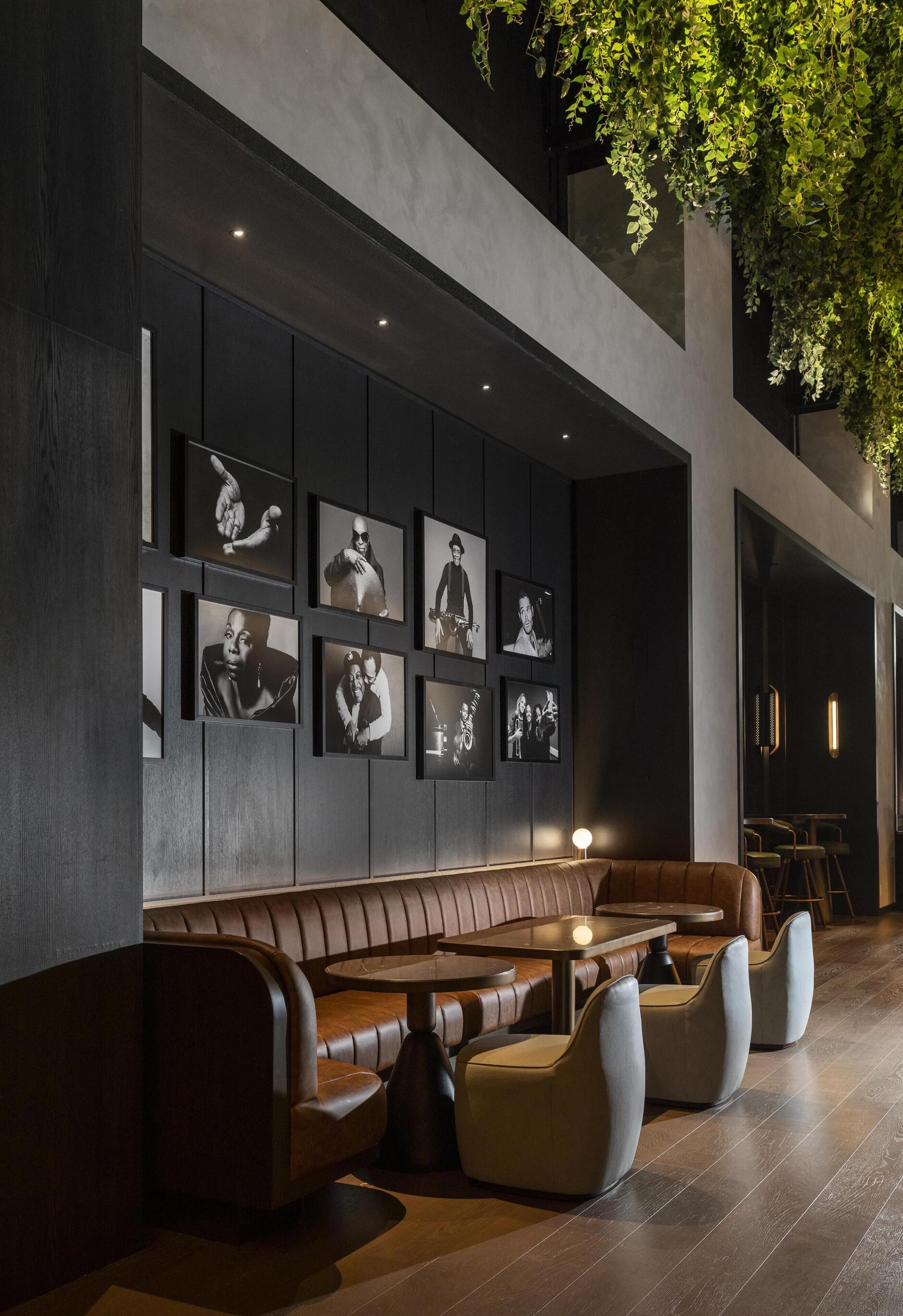 3 restaurants; breakfast, lunch, dinner, and brunch served