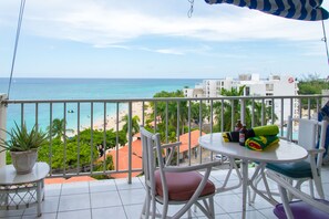 Balcony - Montego Bay Club Apartments (Montego Bay)