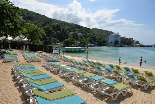 Fisherman's Point Apartments