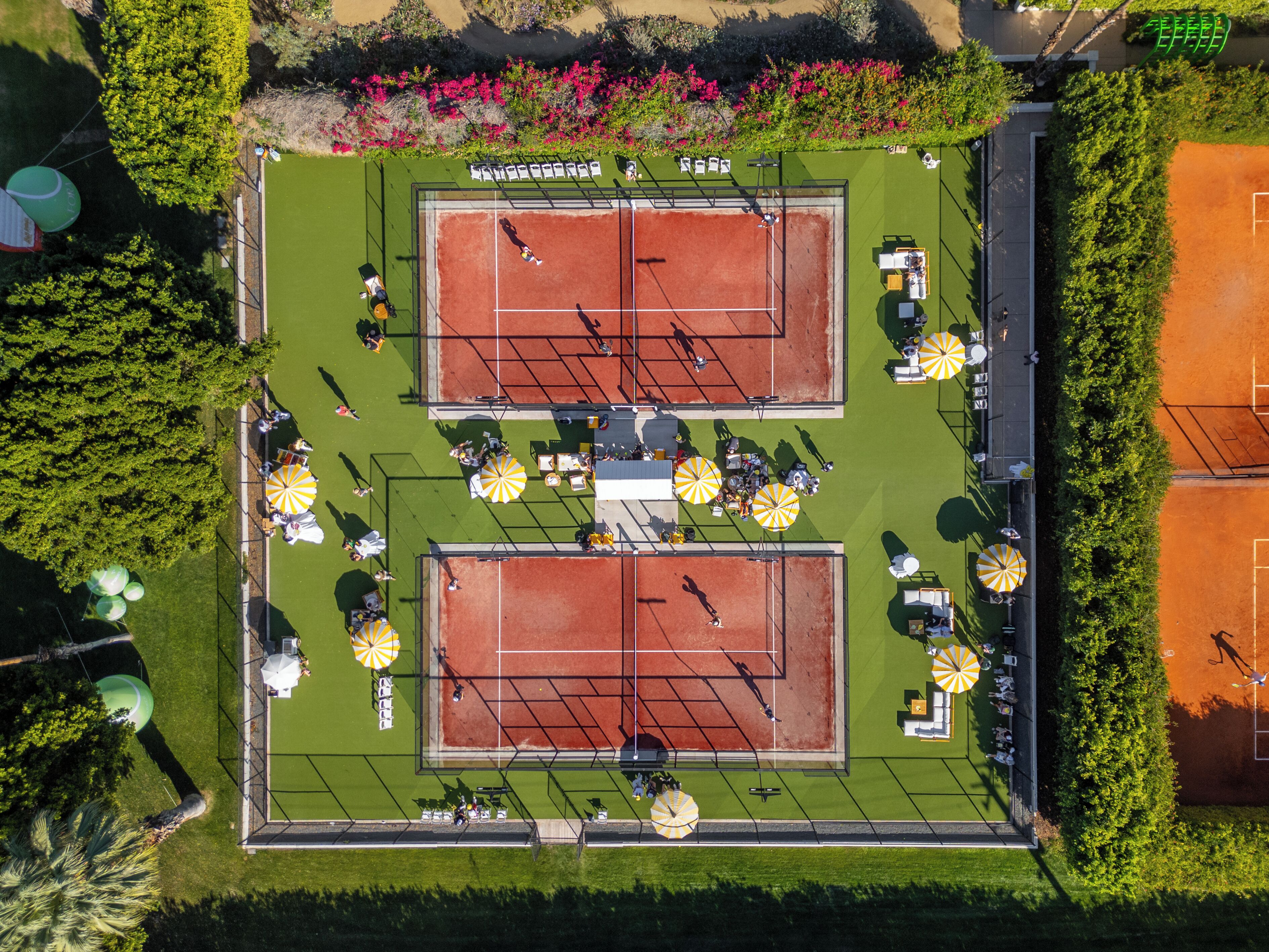 Lapangan tenis